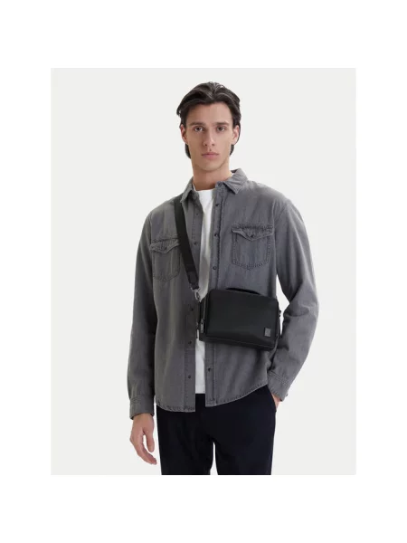 Saszetka Calvin Klein czarna