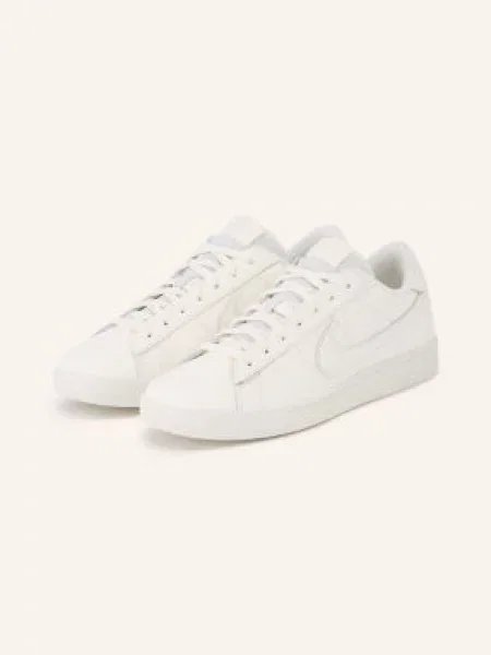 Nike Sneakersy Tennis Classic Cs weiss białe