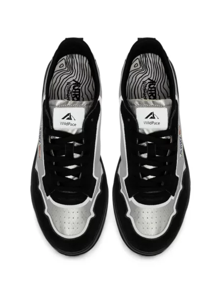 Sneakerși Autry negru