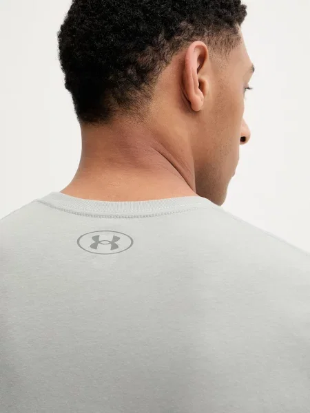 Футболка Under Armour