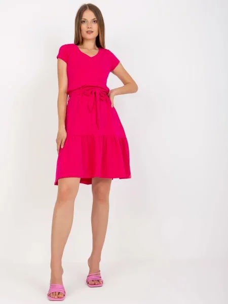 Oblekové šaty Fashionhunters fuchsia