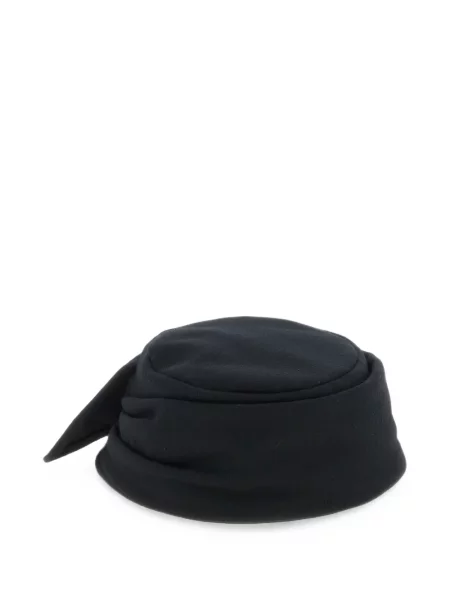 Асиметрична шапка Yohji Yamamoto без ток черно