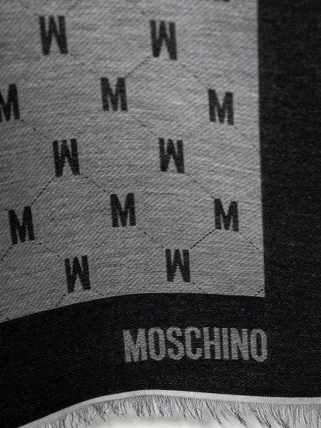Шерстяной шарф Moschino