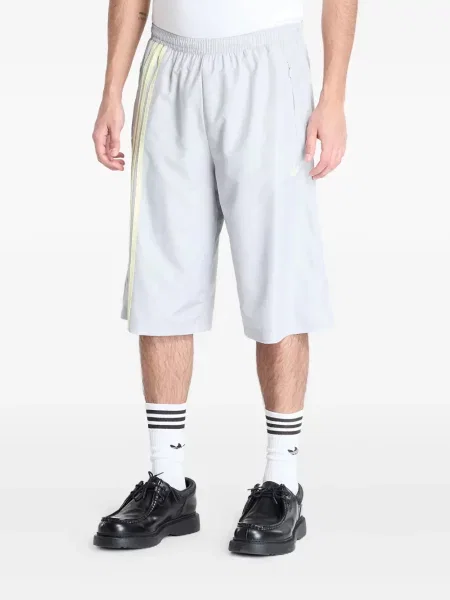 Haftowana koszulka Adidas do biegania klasyczna zielona