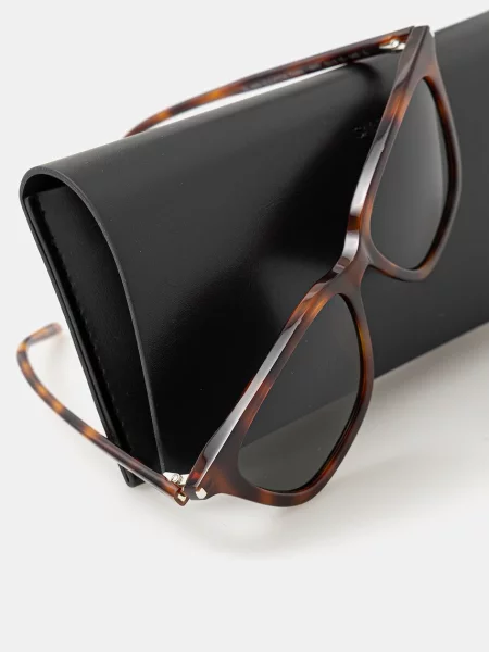 Солнцезащитные очки Saint Laurent