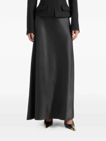 Diržu apjuostas maxi suknele Manière De Voir satininis juoda