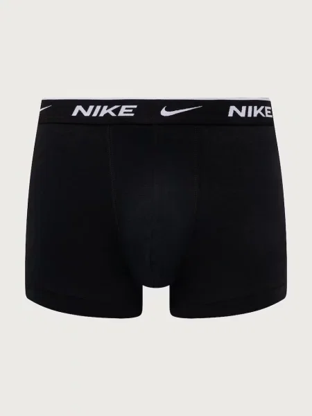 Боксеры Nike