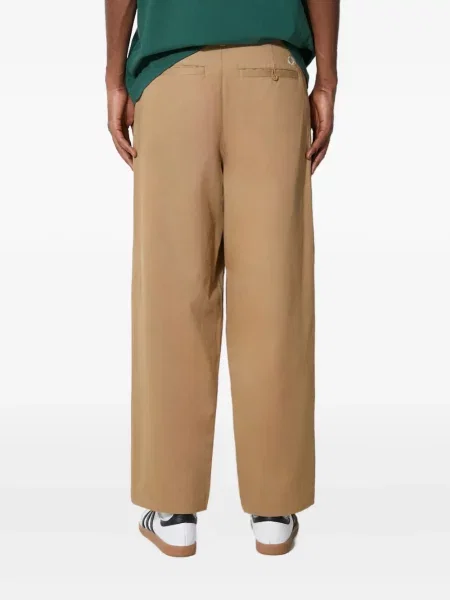 Pantaloni Fred Perry maro