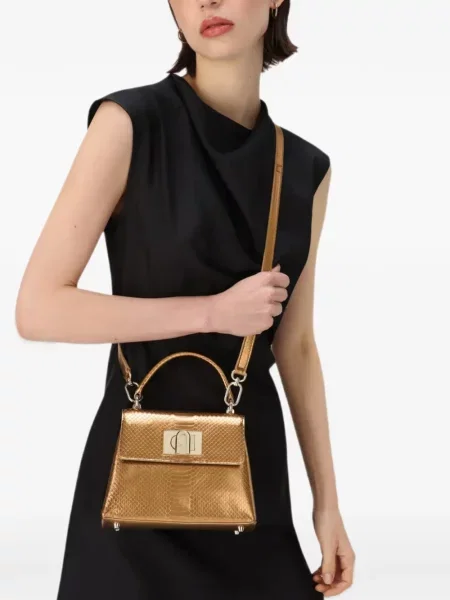 Τοπ Furla