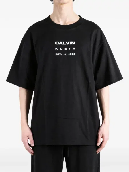 Marškinėliai Calvin Klein juoda