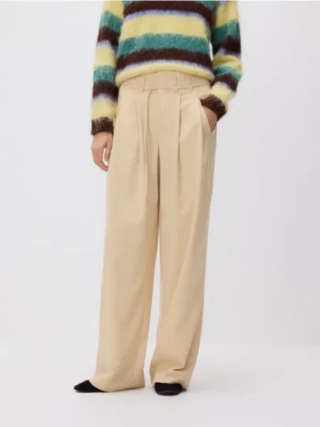 Reserved Pantaloni cu galben-deschis galben