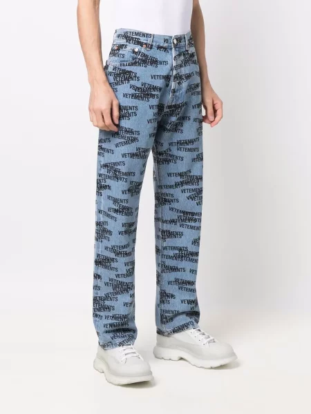 Τζιν με ίσιο πόδι Vetements με σχέδιο μπλε