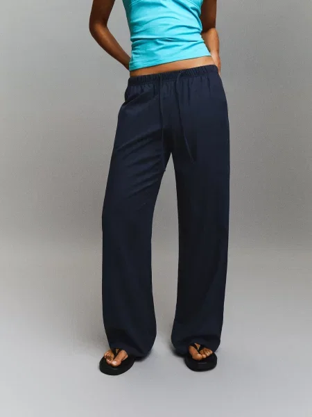 Bershka Pantaloni bleumarin
