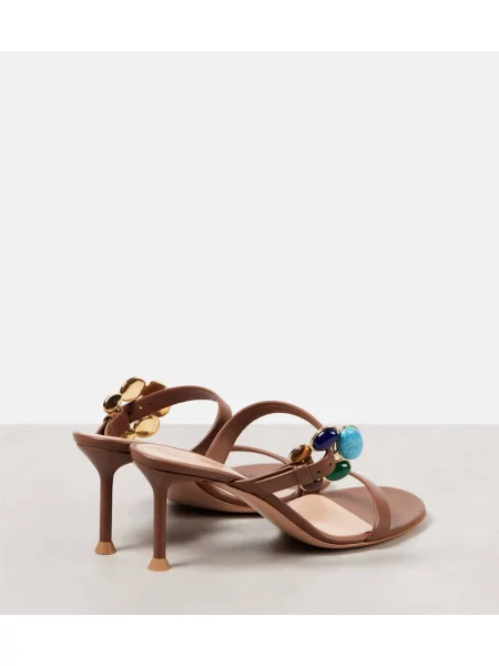 Papuci tip mules Gianvito Rossi din piele cu cataramă maro