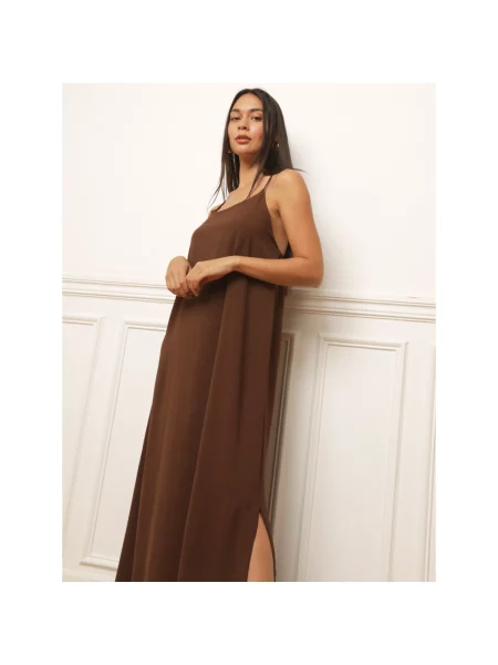 Haljina La Modeuse smeđa