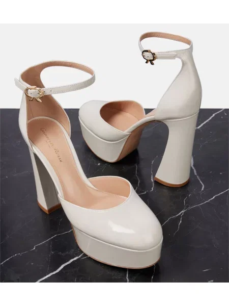 Pantofi cu toc Gianvito Rossi din piele cu platformă de lac alb
