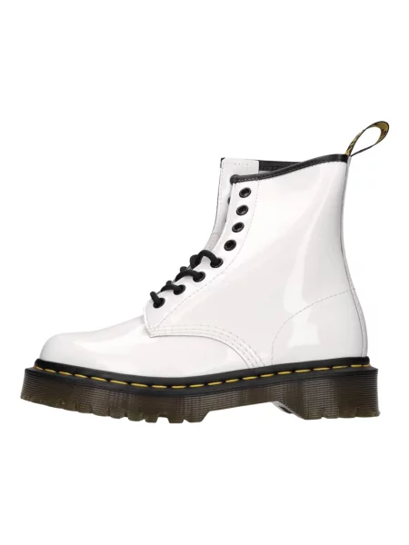 Lakierowane botki Dr. Martens sznurowane skórzane białe