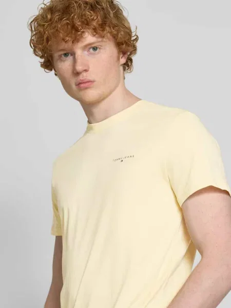 T-shirt o kroju regular fit z czystej bawełny z nadrukiem z logo Tommy Jeans
