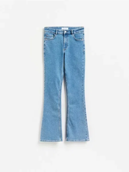 Reserved Blugi flare albastru