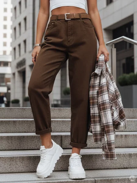 Jeansy mom fit Dstreet brązowe