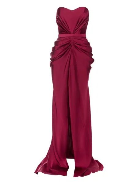 Rochie maxi Ana Radu drapată de costum roșu