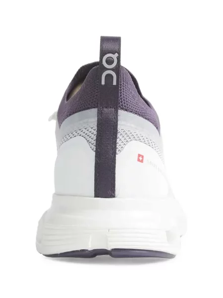 Fűzős csipkés sneaker On fehér