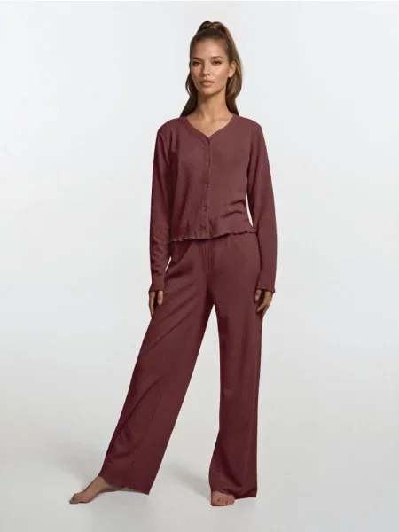 Рифлена двокомплектна піжама темно коричневий