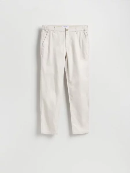 Reserved Pantaloni chino slim fit bej