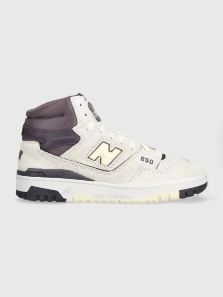 Маратонки New Balance бяло