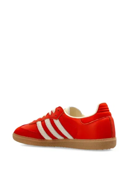 Oblekové tenisky Adidas Terrex s potiskem s tropickým vzorem šedé