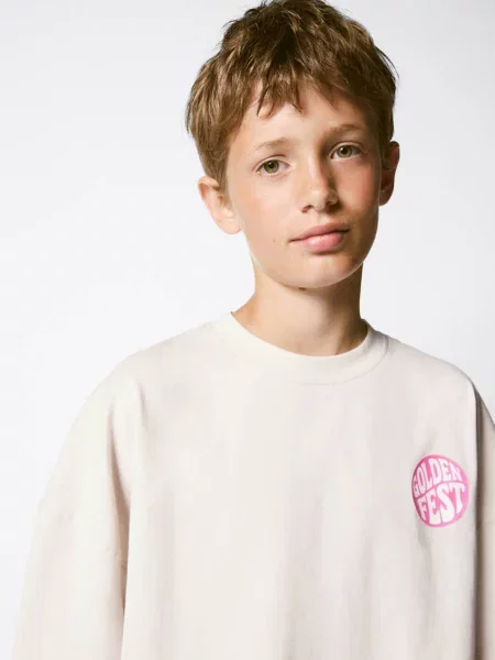 Koszulka boxy fit z nadrukiem lodowy Dzieci lata MANGO KIDS szary