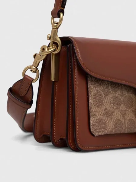 Кожаная сумка Coach
