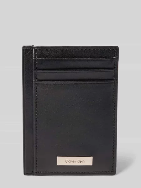 Etui na karty skórzane z aplikacją z logo model ‘PLAQUE’ Ck Calvin Klein czarny