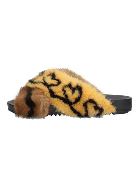 Klapki Fendi