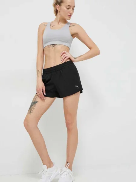 Къс панталон за трениране Puma Performance с изчистен дизайн със стандартна талия черно