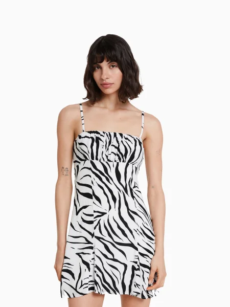Bershka Rochie de vară negru / alb