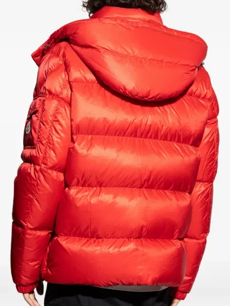 Geacă Moncler cu glugă roșu