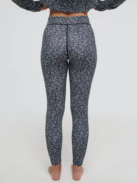 Legginsy termoaktywne – Penfold Collab białe