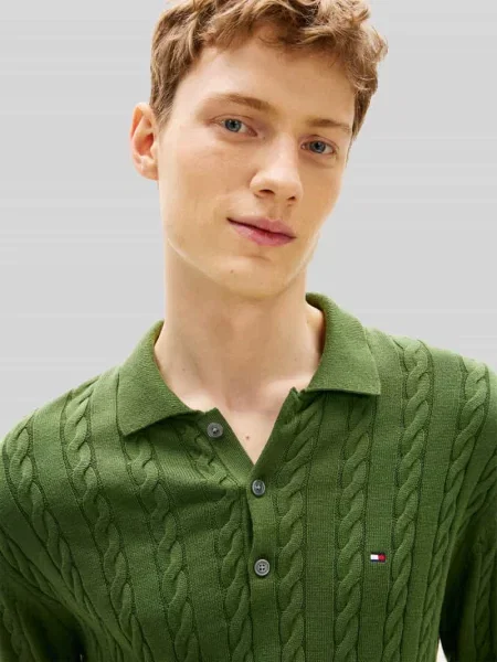 Sweter z dzianiny o kroju regular fit z czystej bawełny Tommy Hilfiger khaki