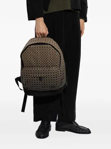 Rucsac Bao Bao Issey Miyake cu imprimeu geometric maro