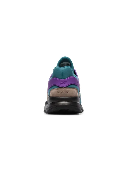 Маратонки New Balance сиво