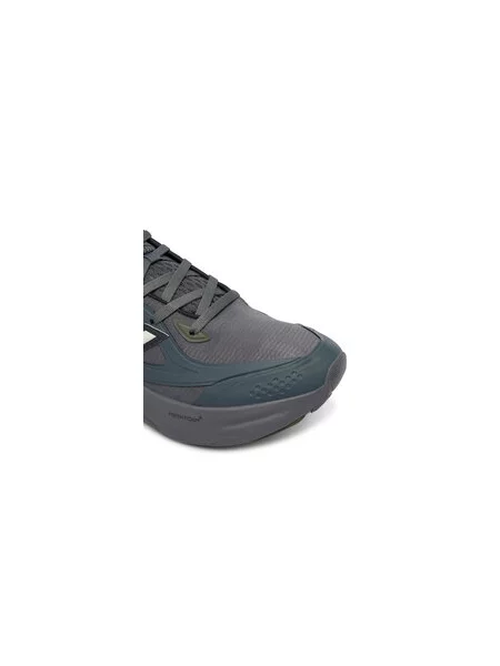 Superge New Balance siva