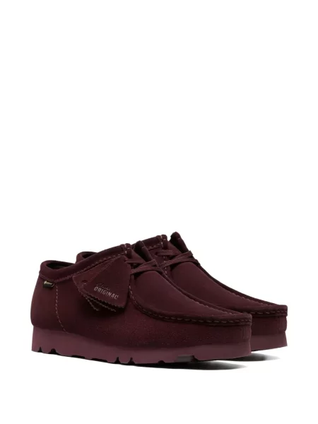 Велурен обувки в стил дерби Clarks Originals с връзки виолетово