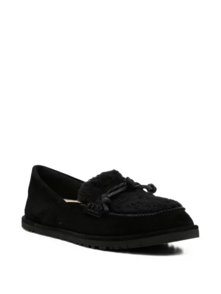 Pantofi loafer Ugg cu funde din piele de oaie negru