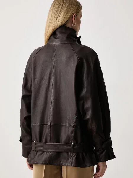 Кожаная куртка Guess