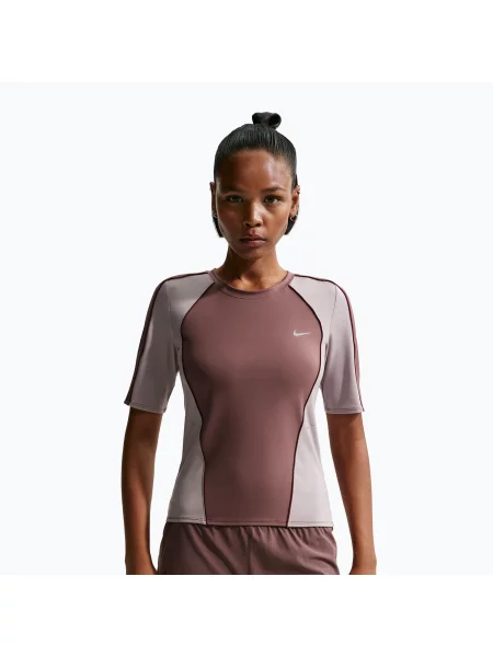 Tricou de alergare pentru femei Nike Swift Dri-Fit tattoo/light ore violet