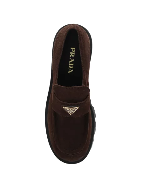 Pantofi loafer Prada din piele de căprioară maro