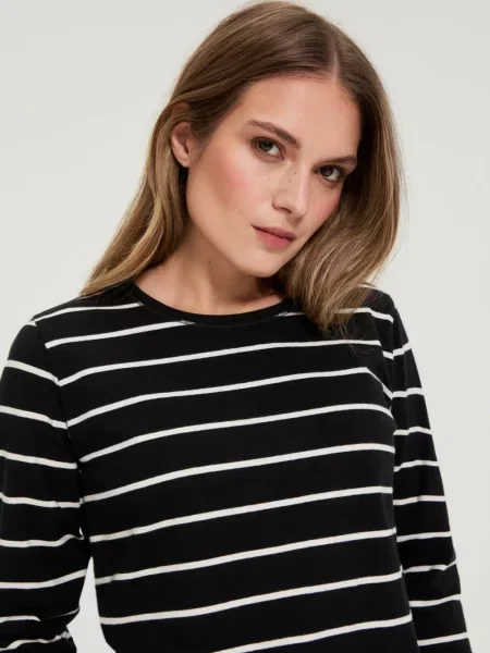 Tricou cu mânecă lungă Marisse cu mâneci lungi negru
