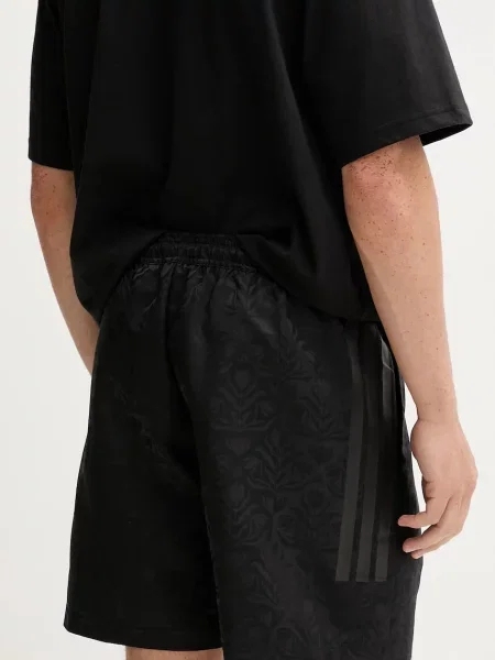 Adidas Pantaloni scurți sport Common Goal negru