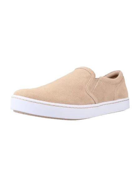 Pantofi Clarks